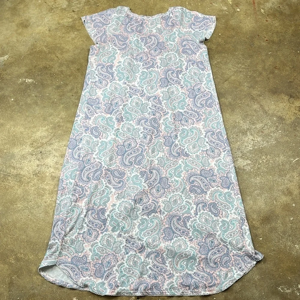 Miss Elaine Blue and Pink Paisley Nightgown  Size: Large